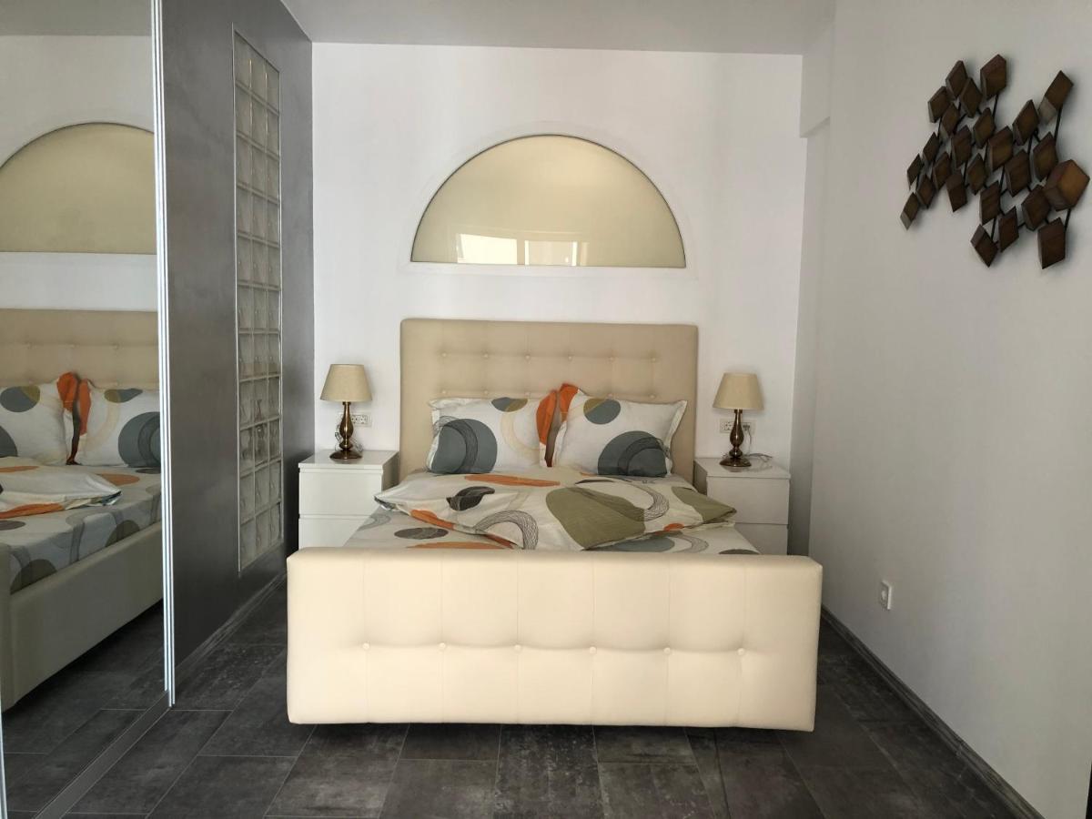 Luxury Westpark 2 Residence Lake View W6 Bucarest Extérieur photo